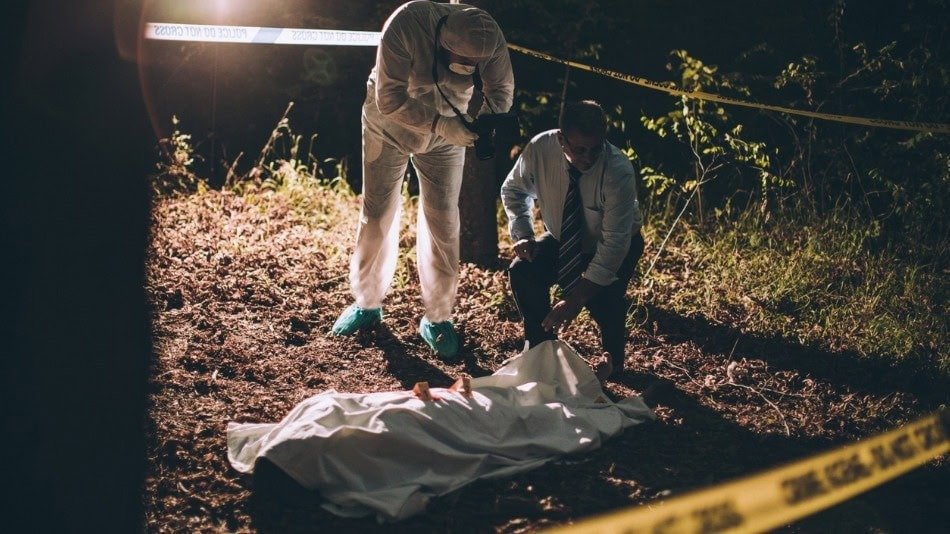 Criminalística de Campo y Procesamiento de Evidencias